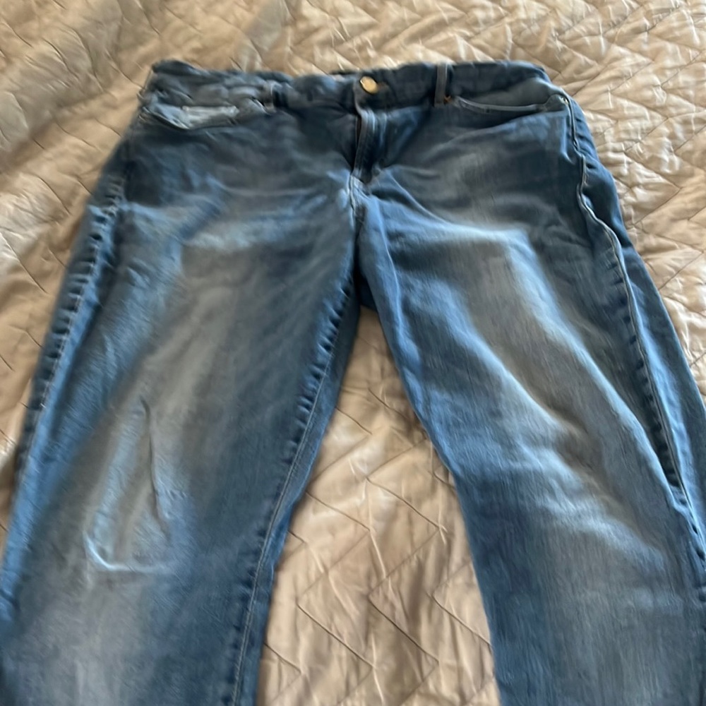 Power curve mid guess jeans light blue